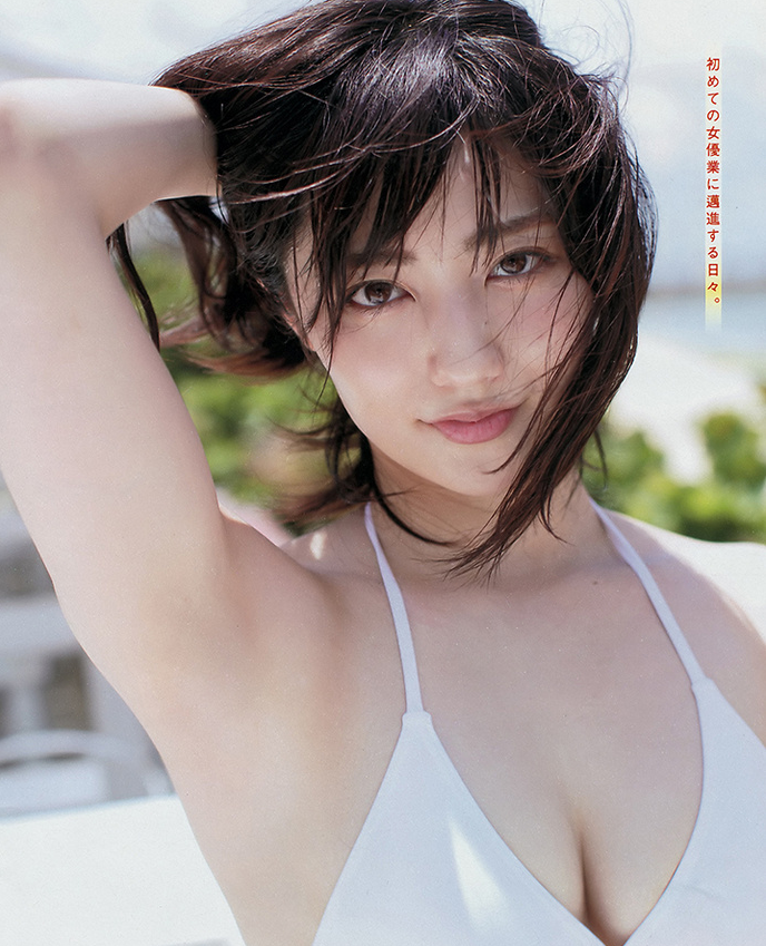 奥山和纱（奥山かずさ）泳装写真集 性感美女写真显高冷气质