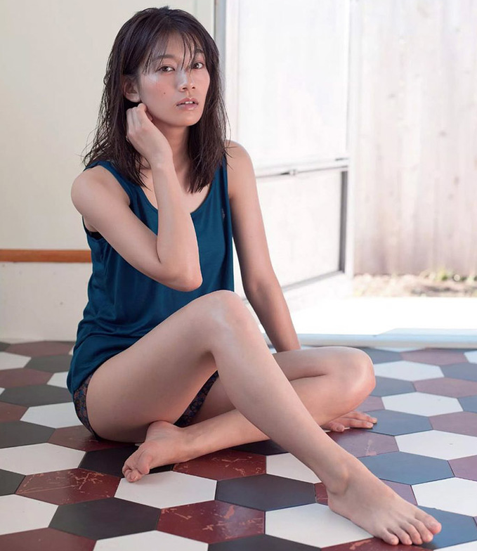 佐藤美希首本写真集 户外比基尼辣照满足御姐控