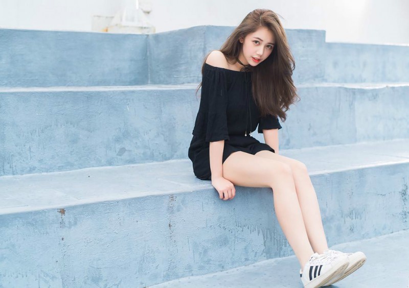 大学生天使正妹Angel茉曦 生日化妆舞会秒变性猫女郎