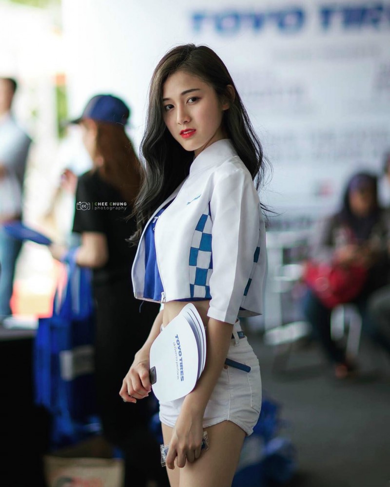 长发正妹Fiona 清新甜美神似TVB女神钟嘉欣