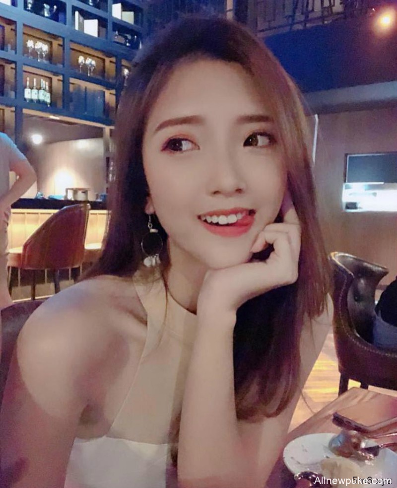 小清新美女Jessica Heng 正妹性感美腿撩人