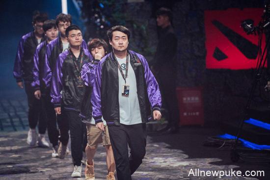 外媒评2019年最伟大的DOTA2队伍：CN两队上榜