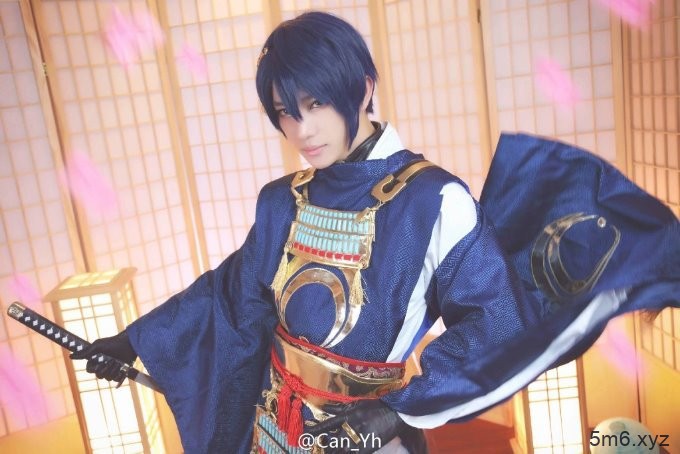 中国超魔性男Coser《Can_Yh》 魅惑脸蛋魔鬼身材婉若天仙下凡～