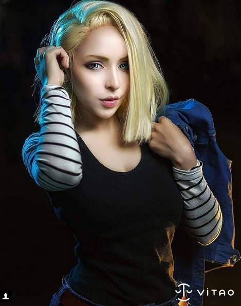 “人造人18号”Roxy Chan Cosplay三次元超像超性感