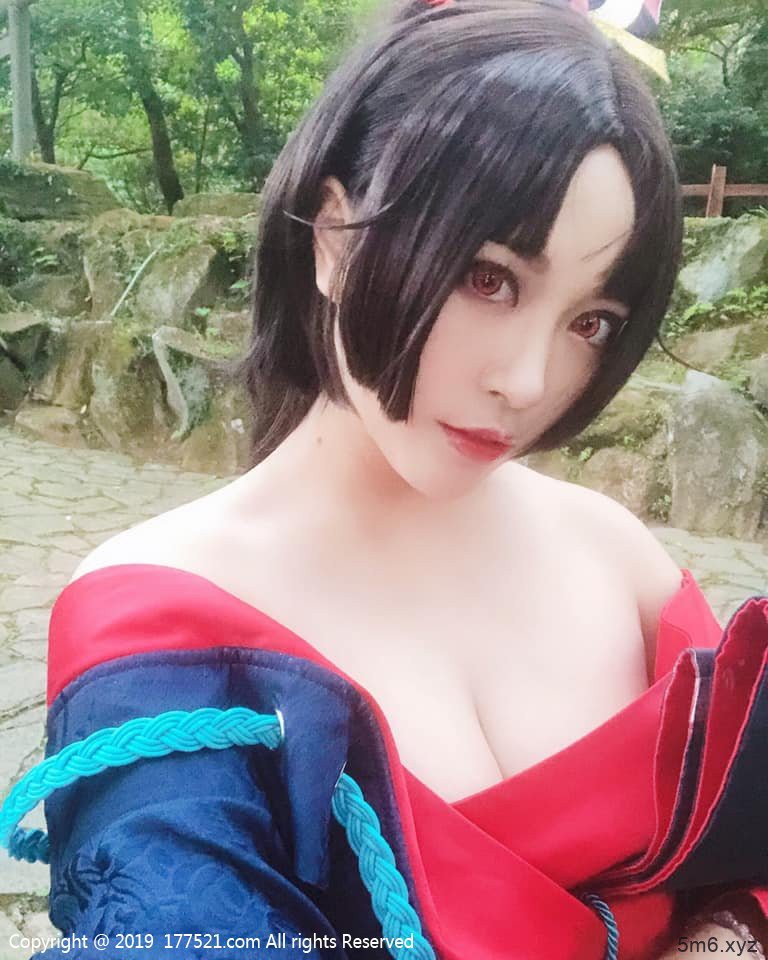 Nori何苔苔性感cos服装 34F豪乳波涛汹涌令人视线无法移开