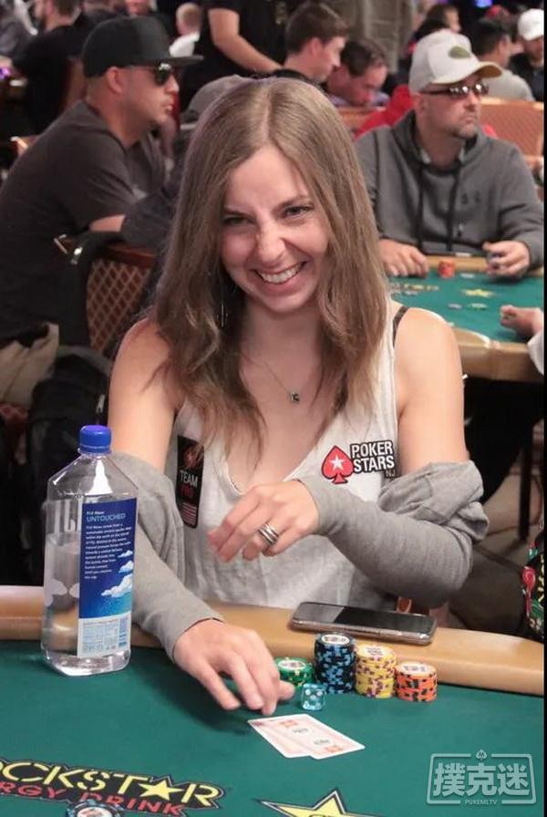 Konnikova从Erik Seidel那里获得扑克速成课程。