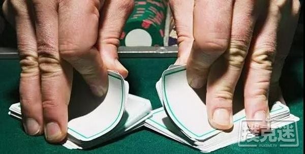 让你在德州扑克牌桌上输掉筹码的12个陷阱