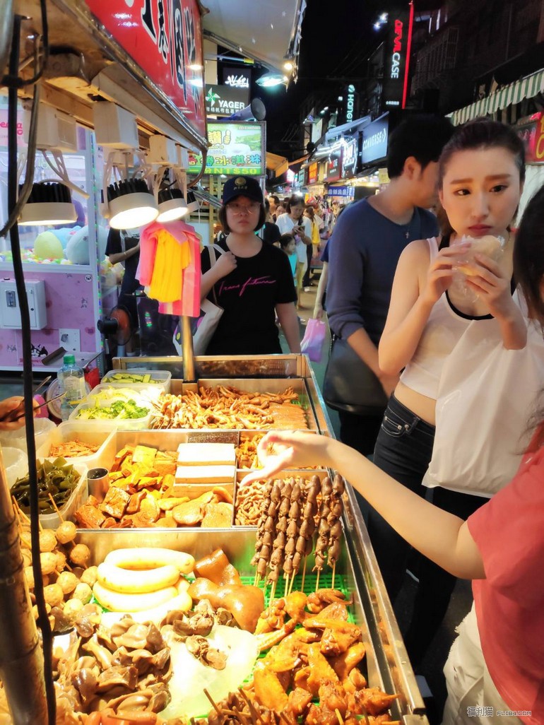 狂扫夜市吃不饱！新一代暴食王美竹すず(美竹铃)参见！