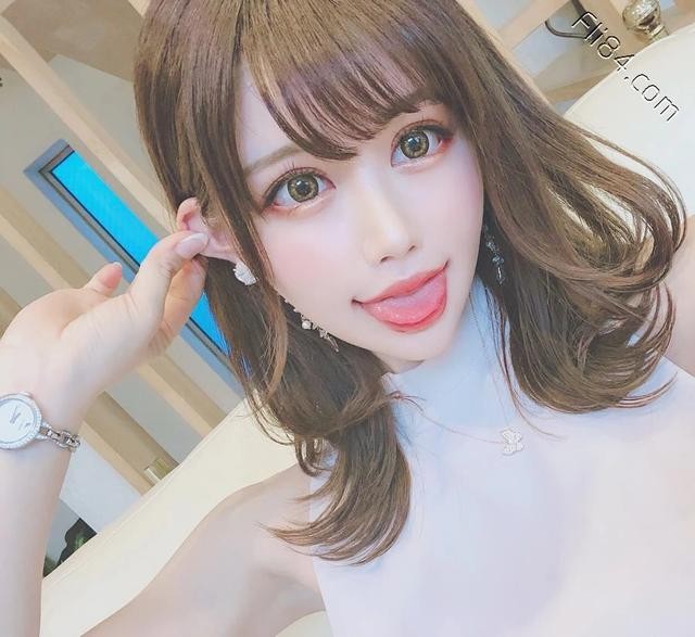 日本妹子“白田まい”，长相甜美可爱又有点“骚”~