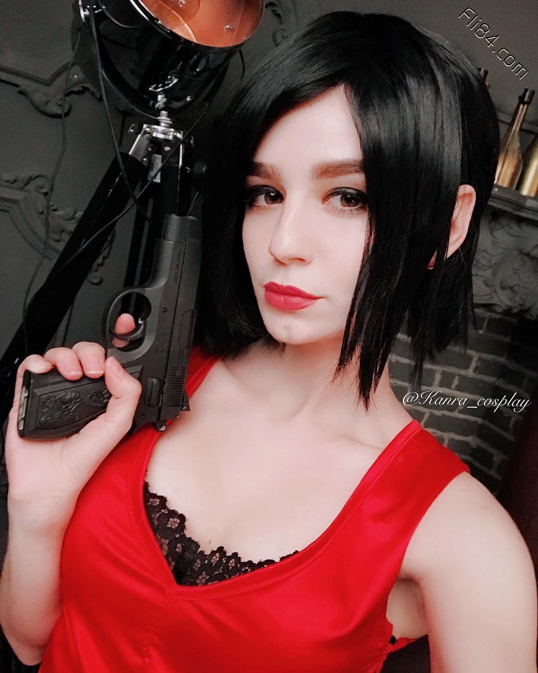 白俄罗斯coser"Kanra Collins"变身小护士瞬间让人心动！