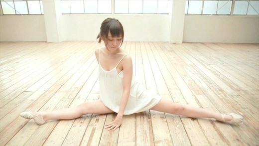 从素人重新出发，浅草菜鸟脱衣舞娘改名「星笑舞香」复活