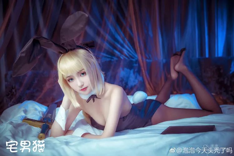 在泡泡妹子这里，你能看到各种saber。