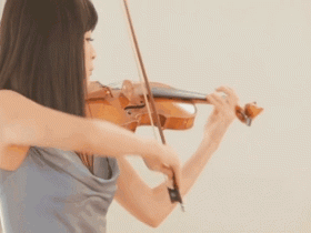 【EV扑克】姫乃えみり：一个小提琴演奏者决定下海，艺术救不了生活