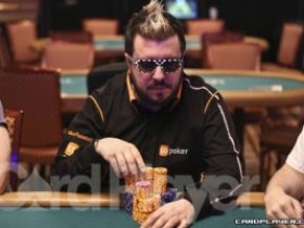 为帮助家乡灾区,牌手Max Pescatori出售WSOP金手链