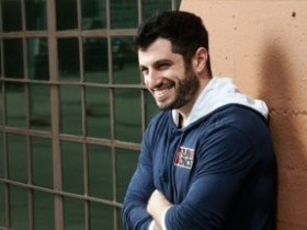 Phil “OMGClayAiken” Galfond讨债一年终成功