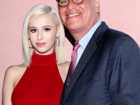 蜗牛扑克:Aaron Sorkin的女儿不明白为什么男人会管不住自己的手