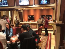 蜗牛扑克：百乐宫扑克室遭遇武装抢劫
