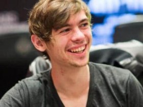 蜗牛扑克:Fedor Holz为超高额豪客碗花出180万,可最终还是没有打入钱圈!