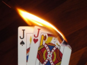 博狗扑克:错失价值的高对