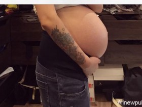 蜗牛扑克：欧弟娇妻手扶孕肚拍照 自曝二胎将于9月出生
