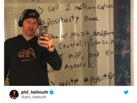 【蜗牛扑克】Phil Hellmuth给出2019个人奋斗目标：今年夏天计划赢获3条金手链