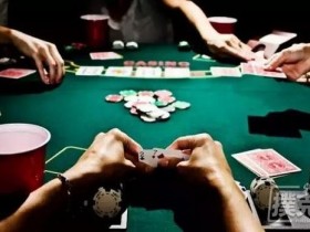 【蜗牛扑克】德州扑克光会算赔率可不够,你还得学学潜在赔率