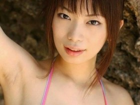 【蜗牛扑克】曾一度是众人心目中的邻家女神,可引退前还是身材走样发福了,妃乃光(Hino Hikari)