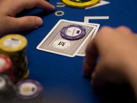 【EV扑克】策略教学：这样玩弱同花听牌，等于在送筹码！