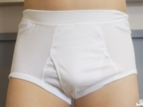 【蜗牛扑克】【ARuFa發明時間】設計一件永遠不會被弄髒的白內褲吧！