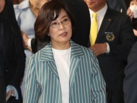 【EV扑克】韩国女歌手李仙姬涉嫌挪用公款被警方传唤