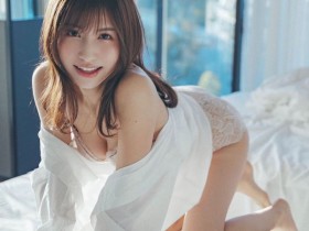 【EV扑克】新一代纤体女神!色气老师「樱空桃」用无重力G乳抚慰我…【EV扑克官网】