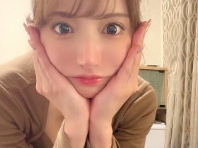 【EV扑克】恢复发文也出席工作、八蜜凛和事务所破冰了?【EV扑克官网】