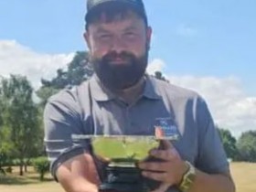 大发体育- “我哭了”——独臂高尔夫球手谈世界冠军的意义,大发助力你的致富之路!