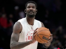 大发体育-自由市场剩余大鱼:利拉德领衔,大发助力你的致富之路!