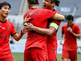 大发体育-东亚杯-黄政宇首球 国足两中门框,大发助力你的致富之路!