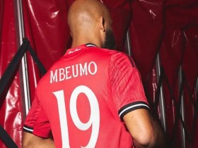 迈博体育 曼联官宣姆贝莫7100万加盟,穿上19号球衣!拖延一