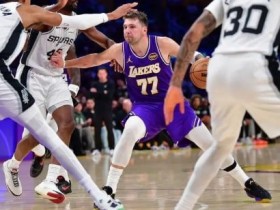 大发体育-NBA官方公布湖人马刺裁判报告,大发助力你的致富之路!