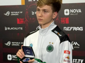 【蜗牛电竞】媒体分析:molodoy是如何“压制”m0NESY的?【EV扑克小游戏官网】