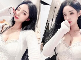 【蜗牛扑克】嫵媚正妹「蕾絲裝深溝外露」,「水嫩美乳」好挑逗呀!