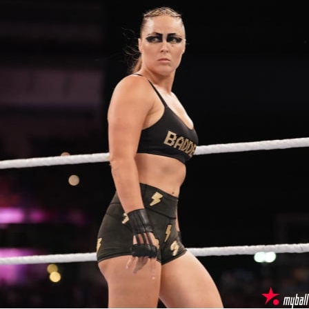 迈博体育 Ronda Rousey 在 SummerSlam 袭击官员后无限期停赛