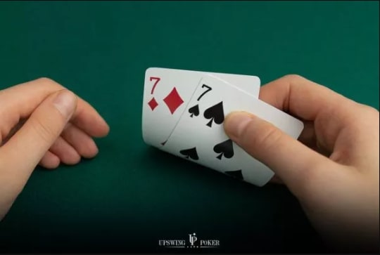 【EV扑克】拿着一手77，按这个策略打你会赢更多