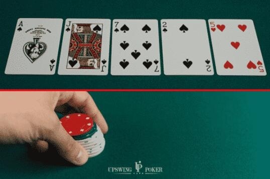 【EV扑克】策略：提高河牌圈诈唬成功率的三个技巧！