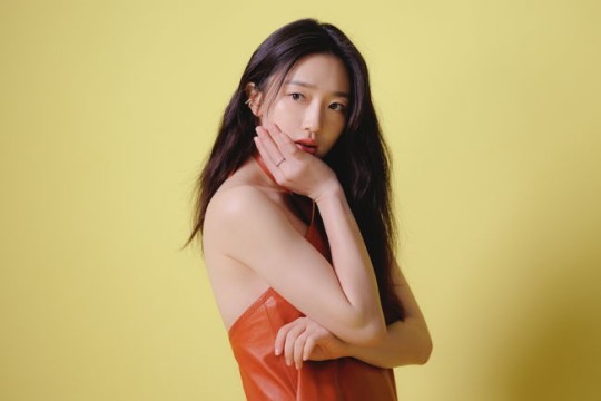 韩国女艺人表艺珍未公开杂志写真曝光