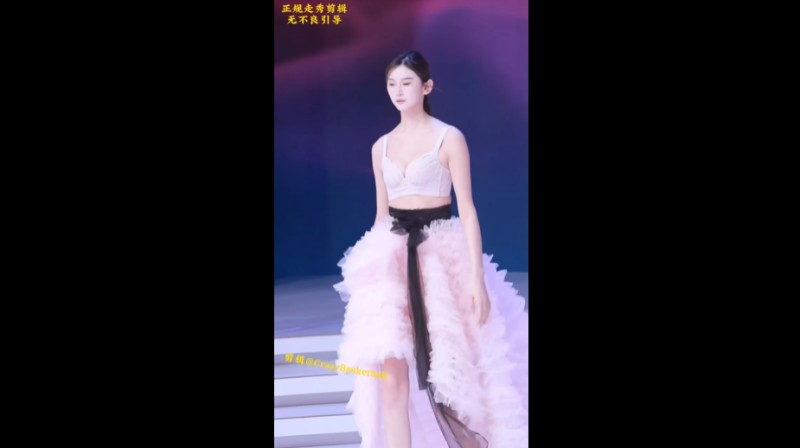 深圳内衣展现场视频，你绝对不能错过这个视觉盛宴！ 最近很火