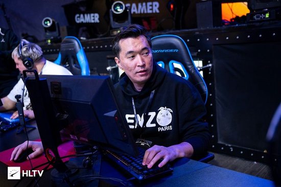 【蜗牛电竞】AdreN:s1mple正是FaZe最近一直缺少的这样一位强力狙击手【EV扑克小游戏官网】