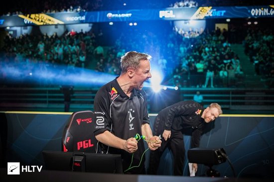 【蜗牛电竞】爆料人Gromov:OG开始同cadiaN、susp一起训练【EV扑克小游戏官网】