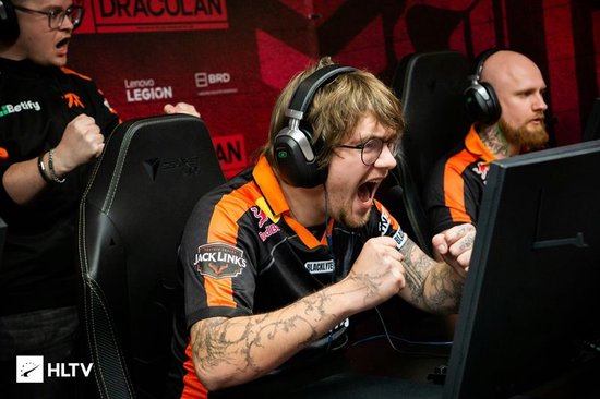 官宣：CYPHER以租借形式加盟500