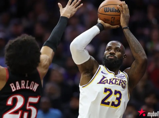 大发体育-詹姆斯29+7+6末节12分 湖人险胜76人避免连败，大发助力你的致富之路！