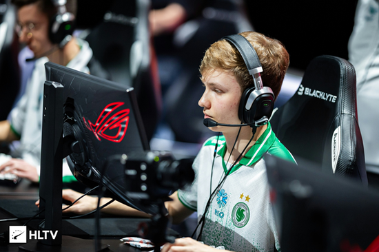 m0NESY：大赛压力外人难知，如今找回了比赛的乐趣