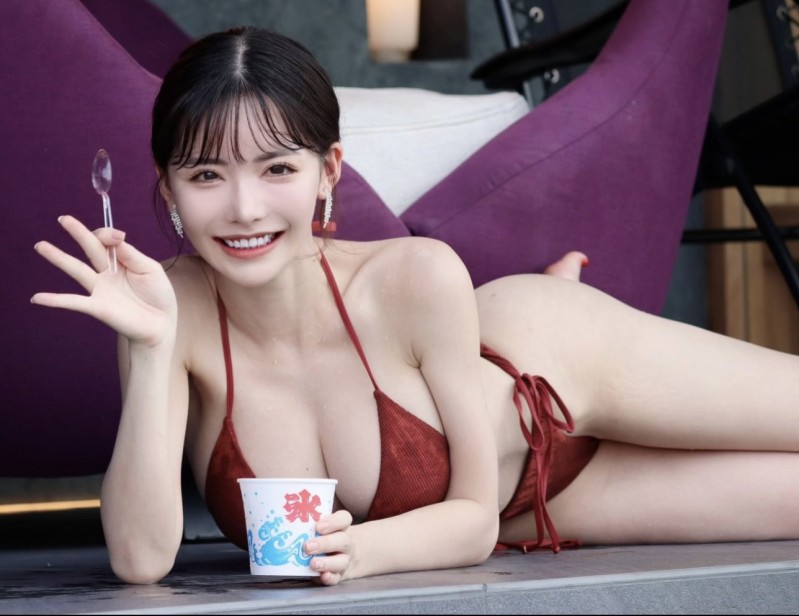 【EV扑克】欠税8000万日币还清了!让深田えいみ(深田咏美)逆转胜的关键人物是?【EV扑克官网】